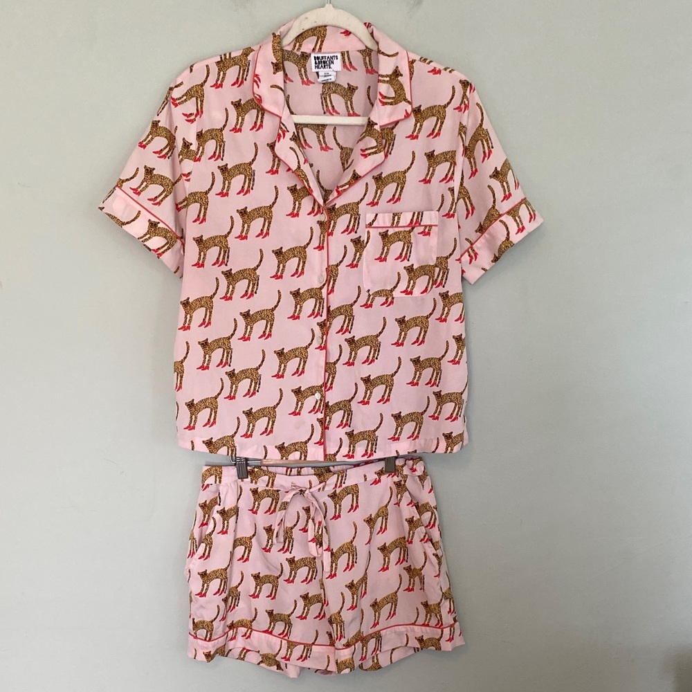 Bouffants & Broken Hearts Women’s Pink Cheetah in Heels Pajama Set Size Medium